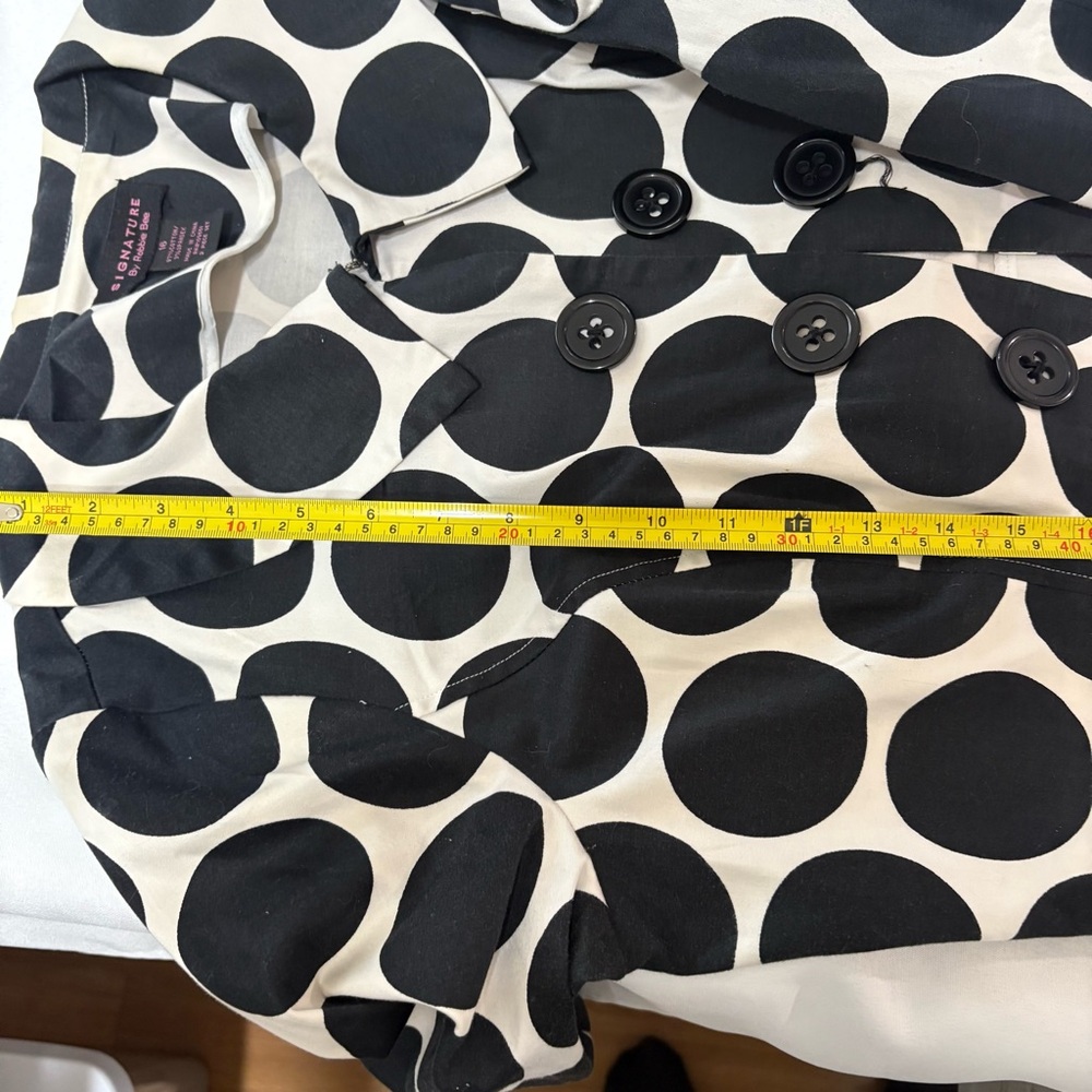Signature by Robbie Bee black and white polka dot cropped blazer jacket - Picture 7 of 8